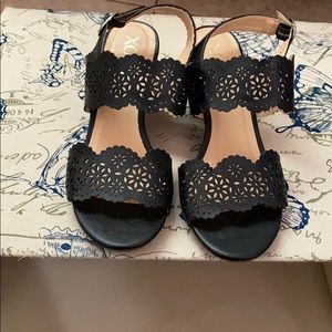 Cute xoxo wedge sandals